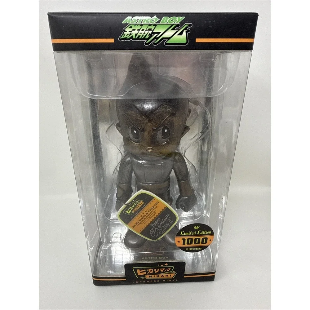 Funko Hikari: Astro Boy - Astro Boy Bronzed Vinyl 8